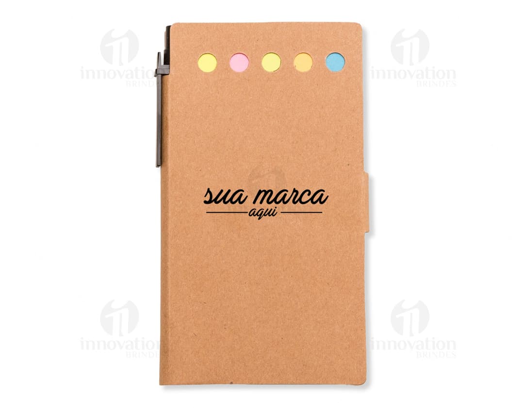 Bloco de anotações ecológico feito de papel reciclado. Ideal para suas anotações diárias e lembretes importantes. Compacto e prático, perfeito para o escritório ou estudo. Mantenha-se organizado de forma sustentável com nosso bloco de anotações reciclável.