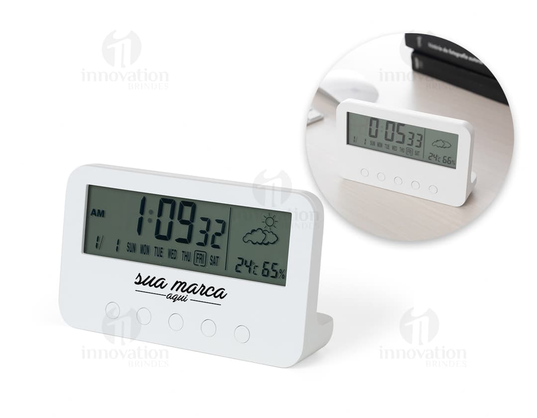 Relógio digital de alta tecnologia, perfeito para manter o controle do tempo no seu negócio. Equipamento preciso e eficiente para gerenciar suas atividades com precisão. Nunca perca um compromisso com este relógio digital de última geração. Ideal para escritórios, lojas e ambientes empresariais. Nunca foi tão fácil manter o equilíbrio entre as tarefas do dia a dia. Aproveite a tecnologia avançada deste relógio digital para otimizar seu tempo e aumentar a produtividade. Garanta já o seu!