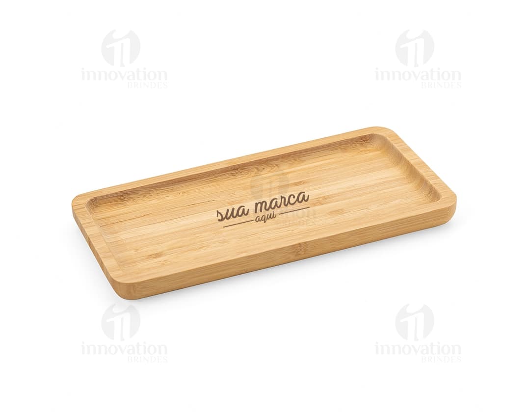Petisqueira de bambu 26 x 13, ideal para servir seus petiscos favoritos com estilo e praticidade. Feita em bambu de alta qualidade, é perfeita para um lanche saudável e delicioso. Adicione um toque de rusticidade e elegância à sua mesa com esse utensílio versátil e charmoso. Compre já a sua!