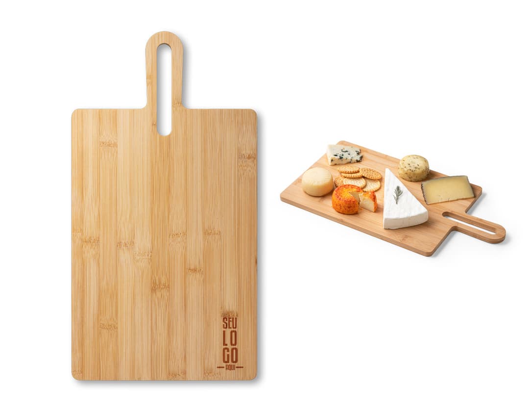 Tábua de Madeira 24x45 cm - Para um corte preciso e seguro, conte com nossa tábua de madeira de alta qualidade. Acompanha uma embalagem resistente garantindo a entrega segura. Ideal para uso doméstico ou como presente especial. Garanta já a sua!