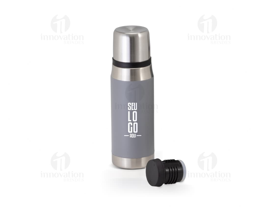 Garrafa Térmica 500ml: Mantenha suas bebidas quentes ou frias por mais tempo com a nossa garrafa térmica de alta qualidade. Perfeita para o dia a dia, viagens ou atividades ao ar livre. Adquira já a sua e tenha a bebida na temperatura ideal a qualquer momento!