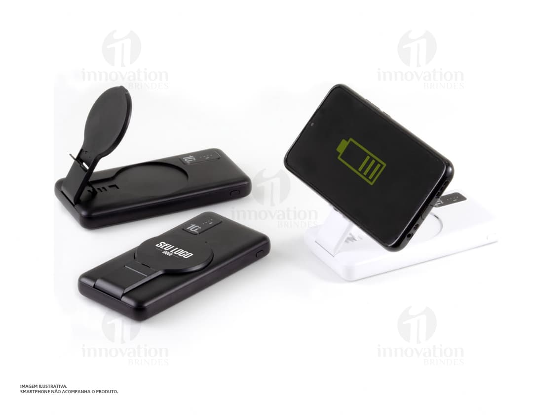 Power Bank 10.000mAh preto, dispositivo de carregamento portátil com tecnologia wireless, ideal para negócios e comunicação eletrônica. Possui display digital, teclado, botões de conexão, bateria de longa duração e design moderno. Ideal para carregar celulares, câmeras e outros aparelhos eletrônicos em qualquer lugar.