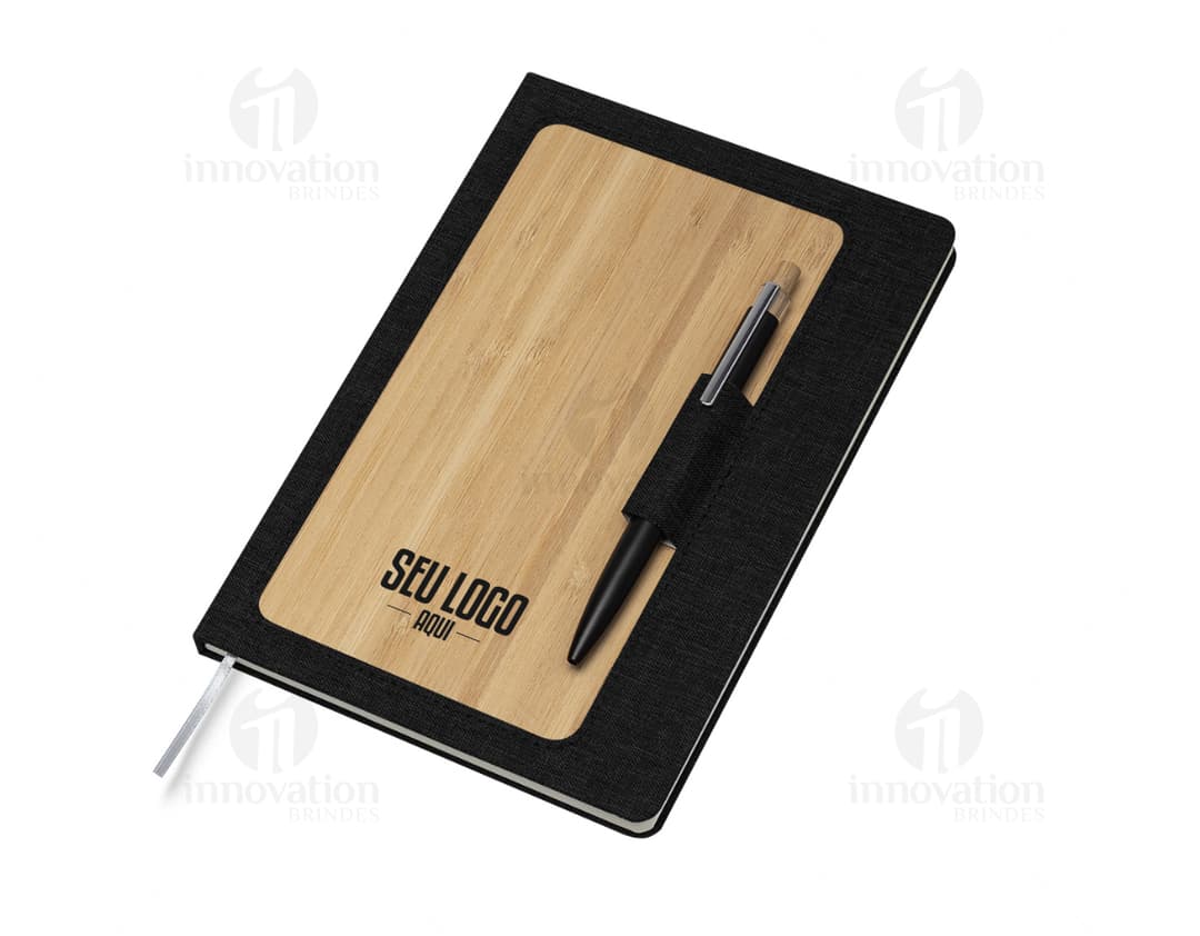 Bloco de anotações 21x14 - Ideal para organização e praticidade no seu dia a dia. Perfeito para anotações no escritório, na escola ou em reuniões de negócios. Mantenha suas informações sempre à mão. Um item indispensável para quem busca eficiência e praticidade. Adquira já o seu!