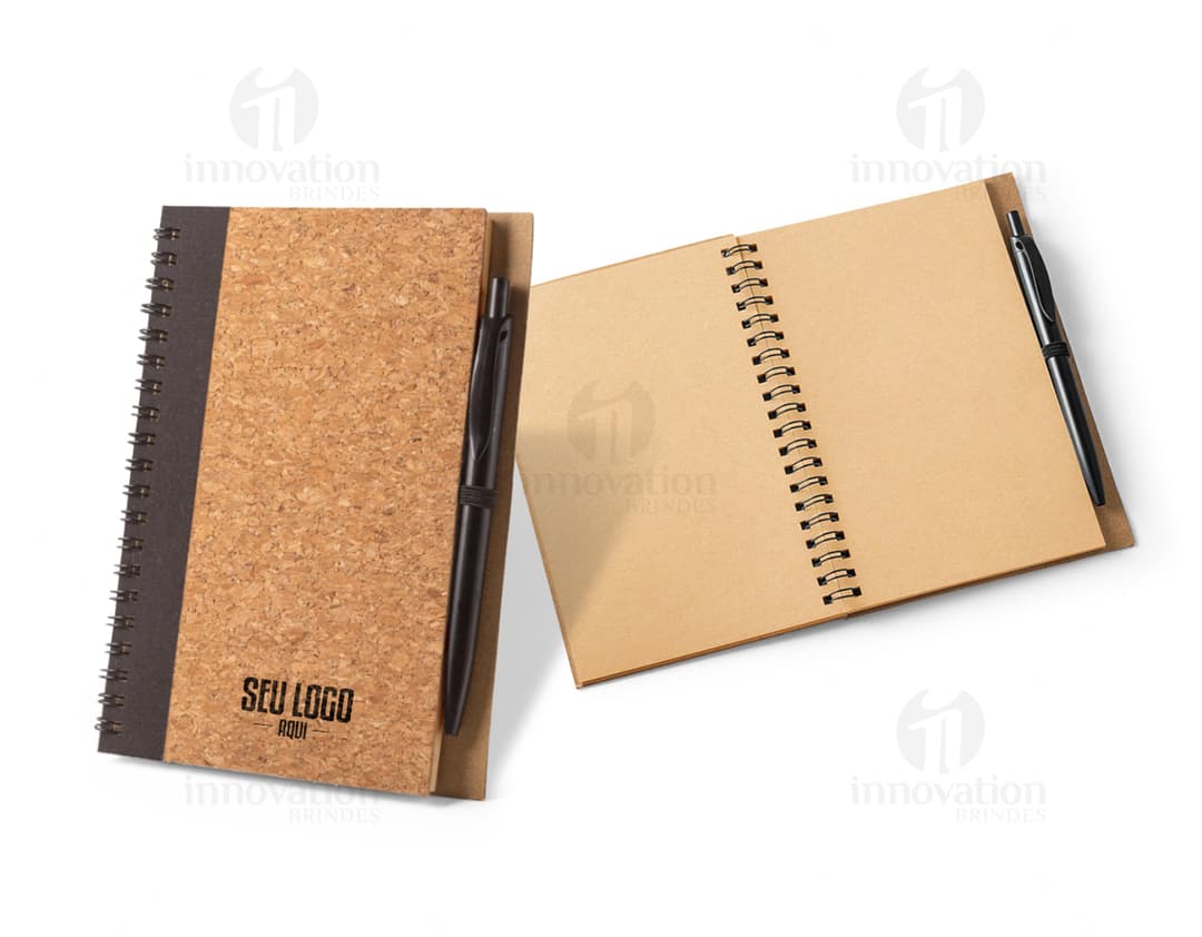 Bloco de anotações 13x17, perfeito para organizar suas ideias. Ideal para escrita e desenho, compacto e prático. Tenha suas anotações sempre à mão!