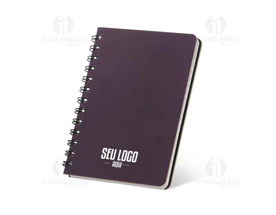 Bloco de anotações kraft 17x13, perfeito para suas anotações do dia a dia. Feito em material ecológico e resistente, ideal para levar na bolsa ou mochila. Garanta já o seu!