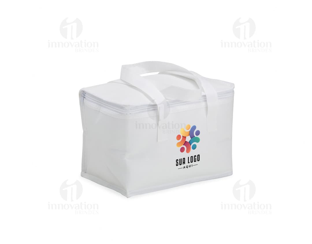 Imagem de uma bolsa térmica de 6 litros em TNT, um produto eletrônico, equipamento de escritório e de transportar, com design moderno em três dimensões.