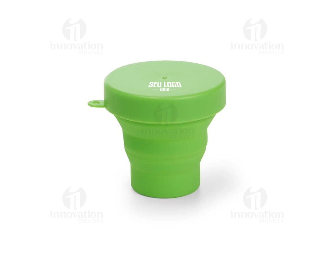 Copo Retrátil de Silicone 150ml - Prático e Sustentável: Ideal para armazenar bebidas quentes ou frias, este copo retrátil de silicone é uma opção econômica e ecológica. Leve e compacto, perfeito para levar aonde quer que você vá. Garanta já o seu!