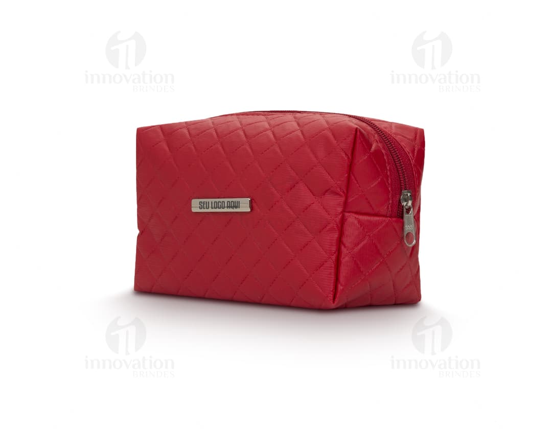 Nécessaire Puff Matelassê Amarelo - Ideal para presentear em aniversários e celebrações. Possui design elegante e espaço amplo para objetos. Compre o seu agora!