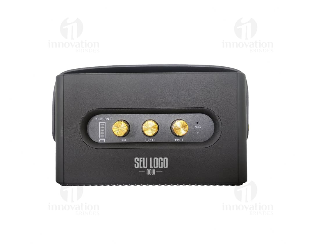 Caixa de som TWS multimídia com alça, equipamento eletrônico, dispositivo de projeção digital, antigo e retro, estilo vintage e vintage, feito de metal e plástico, com botões e dial para controle de áudio, bateria recarregável, conexão sem fio e cabo, design clássico e moderno, ideal para entretenimento e comunicação.