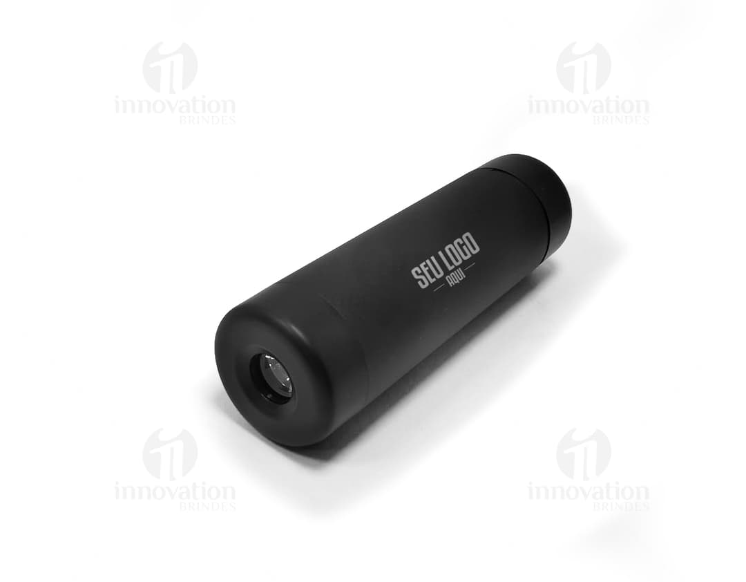 Power Bank 4.000mAh com Lanterna preto, moderno, sistema de áudio, dispositivo eletrônico, equipamento de tecnologia, objeto em metal, 3D, brilhante, compacto e potente para carregar seu aparelho enquanto ouve música.