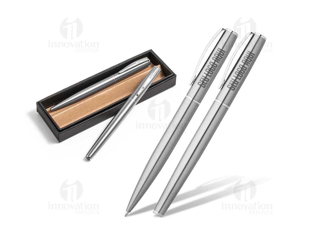 Conjunto de roller e esferográfica de alta qualidade para escrita suave e precisa. Perfeito para uso no escritório, escola ou em casa. Design elegante em metal cromado e preto. Ideal para presentear. Adquira já o seu!