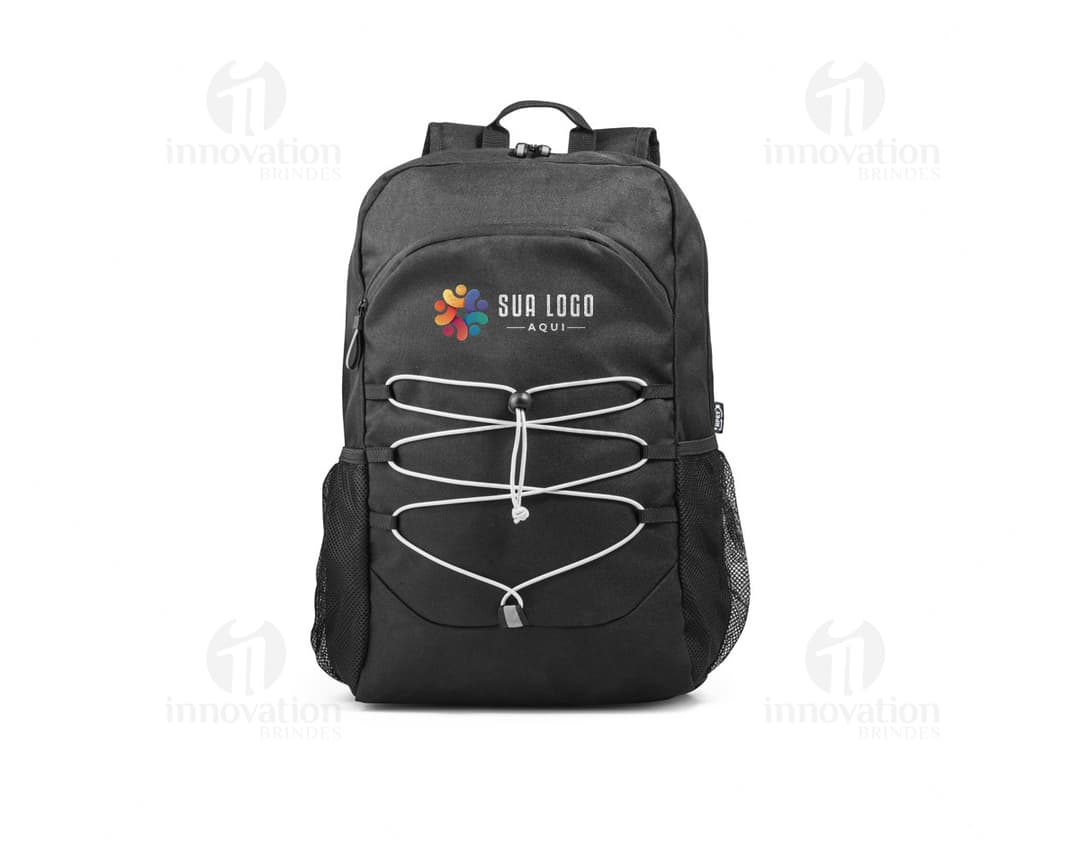Mochila para notebook em couro preto - Prática e elegante, perfeita para viagens de negócios e uso diário. Com design moderno e espaçoso, esta mochila é o acessório ideal para transportar seus pertences com segurança e estilo. Adquira a sua agora!