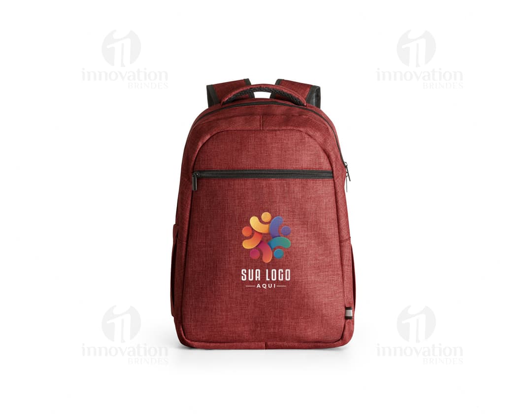 Mochila para notebook em 600D - a combinação perfeita de praticidade e estilo para sua rotina de trabalho. Feita em couro preto de alta qualidade, oferece espaço de armazenamento seguro para seu laptop e acessórios. A escolha ideal para viagens de negócios e reuniões importantes. Compre já e esteja preparado para impressionar!