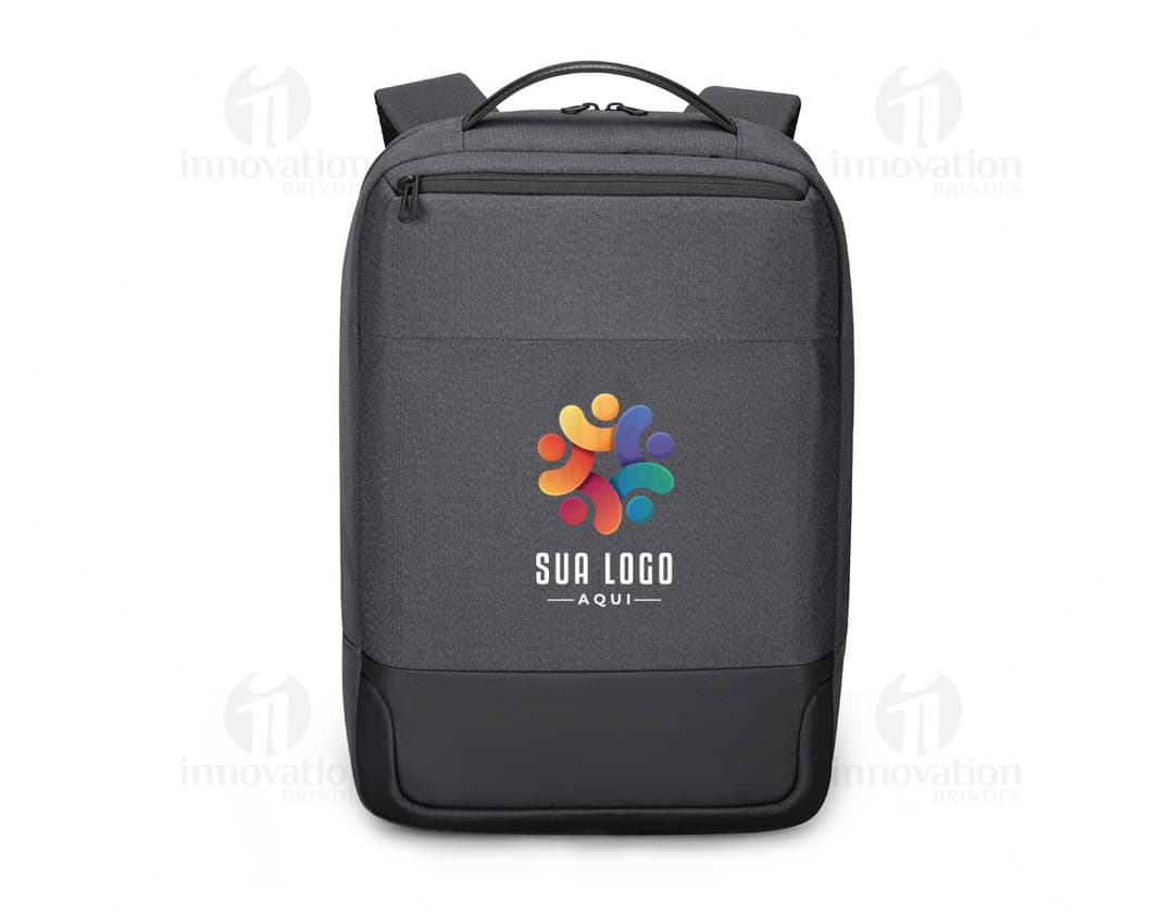 Mochila para Notebook Premium preta em couro, com compartimentos para eletrônicos, modem, mouse, câmera, dispositivos e acessórios tecnológicos. Ideal para viagens de negócios, segurança e organização dos seus equipamentos eletrônicos.