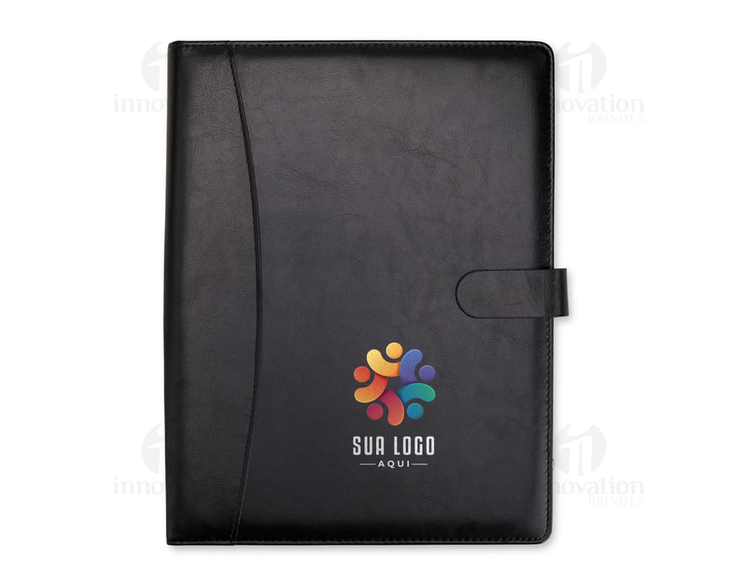 Pasta de convenção em couro preto com fecho imantado, ideais para armazenar documentos, laptop, dinheiro e outros objetos de trabalho. Perfeitas para celebrar a formatura ou conquista de sucesso.