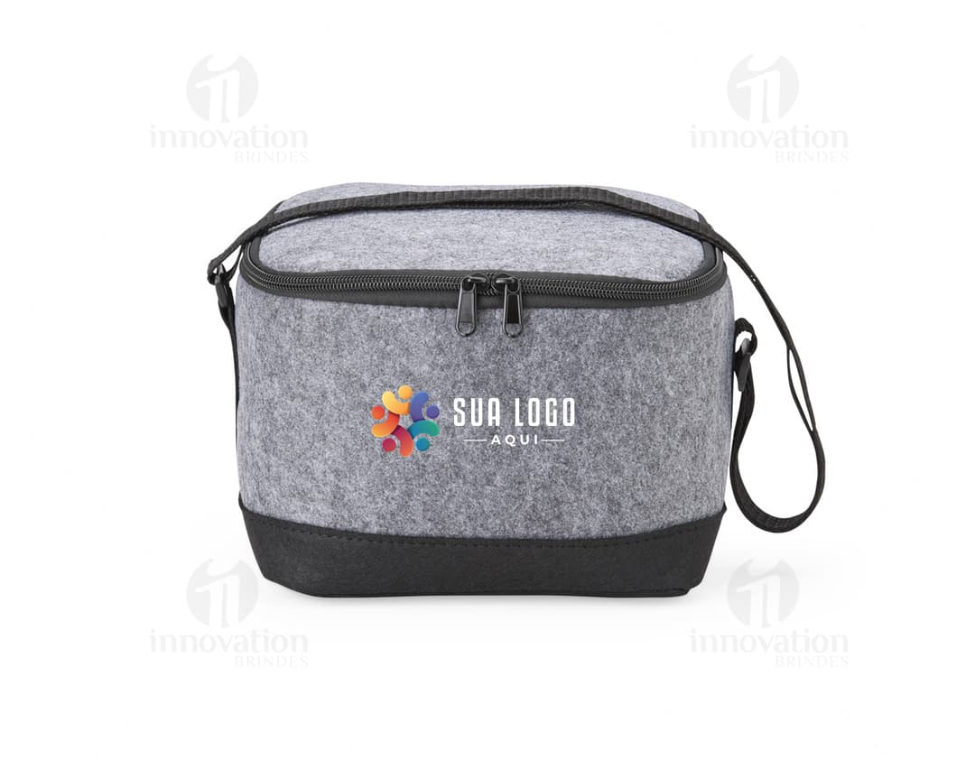 Bolsa térmica de 6 litros, ideal para transporte e armazenamento de alimentos e bebidas de forma prática e segura.