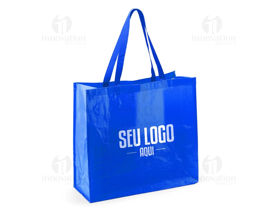 Sacola plástica vazia marrom, dia ensolarado, reciclagem, com fivela de couro, alça, símbolo, com zíper, moderna.