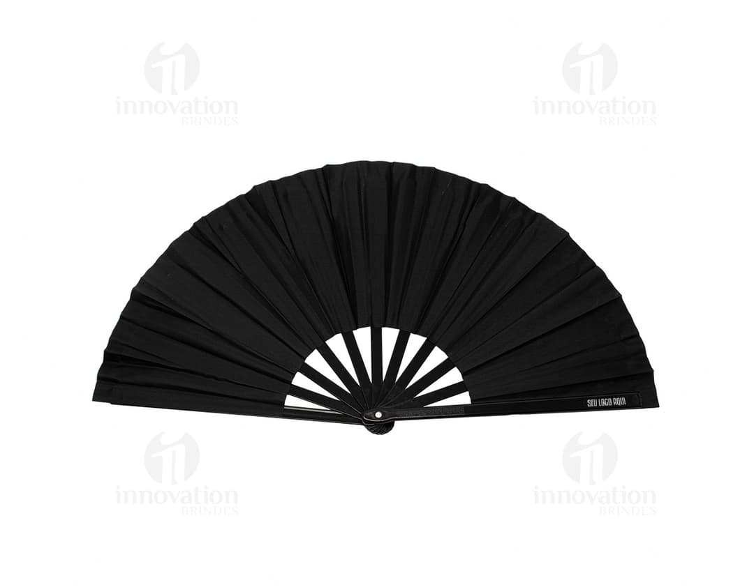 Leque Oxford amarelo com design de bambu, padrão colorido e textura moderna. Elementos artísticos em tons de laranja e preto, com linhas e curvas brilhantes. Imagem abstrata e vibrante, com um estilo futuro e digital. Ideal como decoração elegante e sofisticada, proporcionando sombra e proteção.