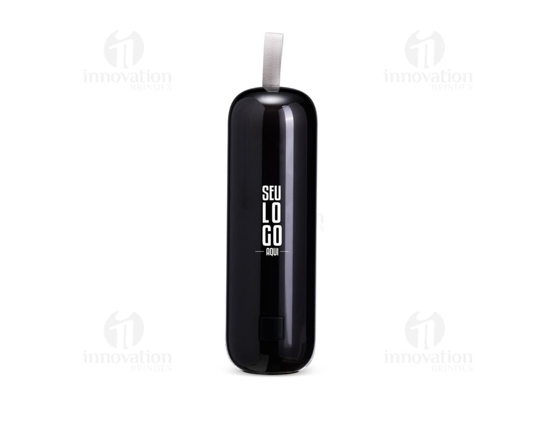 Caixa de som Bluetooth na cor preta, com design moderno e aspecto compacto.