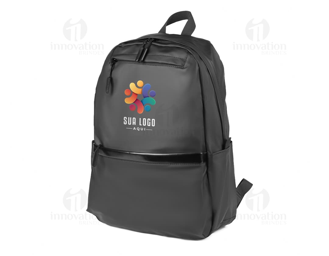 Mochila para Notebook preta de couro, moderna e espaçosa, com alça de ombro ajustável, ideal para viagens, negócios, escola ou aventuras ao ar livre.