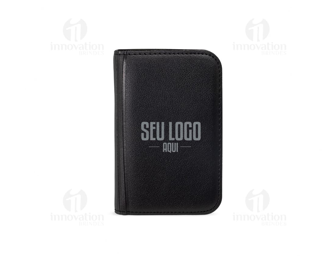 Kit Manicure 10 Peças: Conjunto contendo diversas ferramentas e utensílios para cuidados com as unhas, como tesoura, cortador de unha, empurrador de cutícula, entre outros itens.