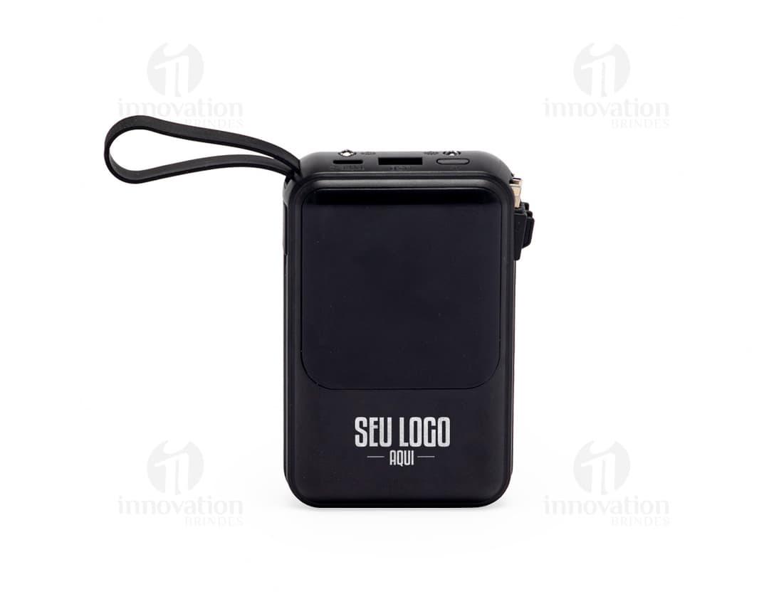 Power Bank preto com capacidade de 10.000 mAh, indicador de bateria em LED e duas portas USB para carregamento.