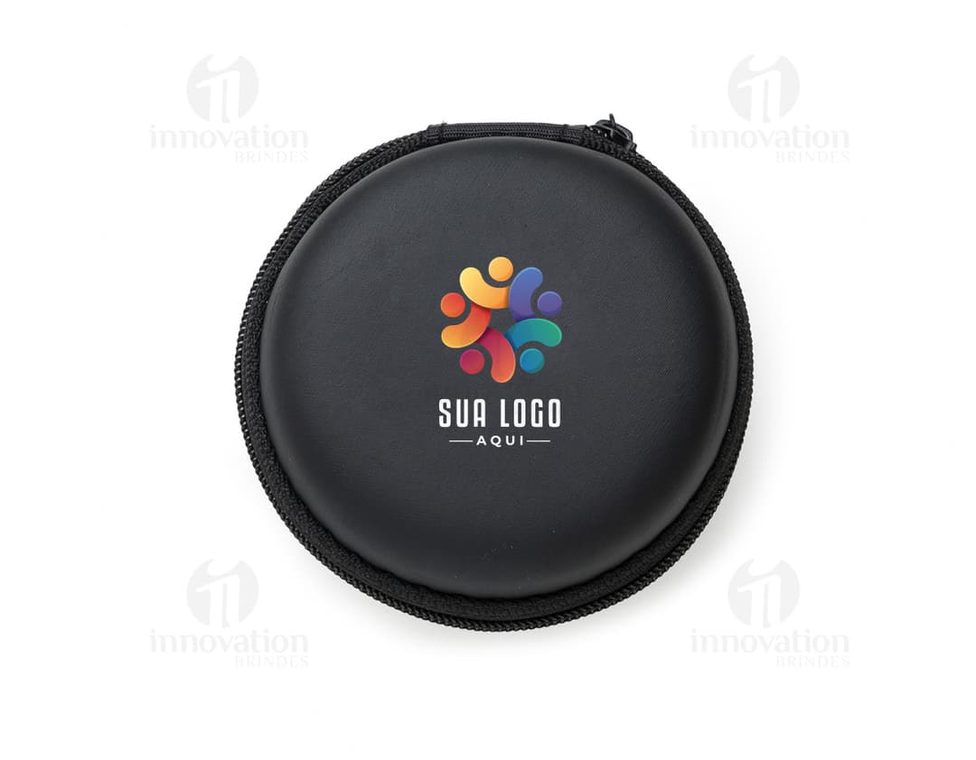 Lente protetora redonda preta para cobrir equipamentos de metal na cozinha.