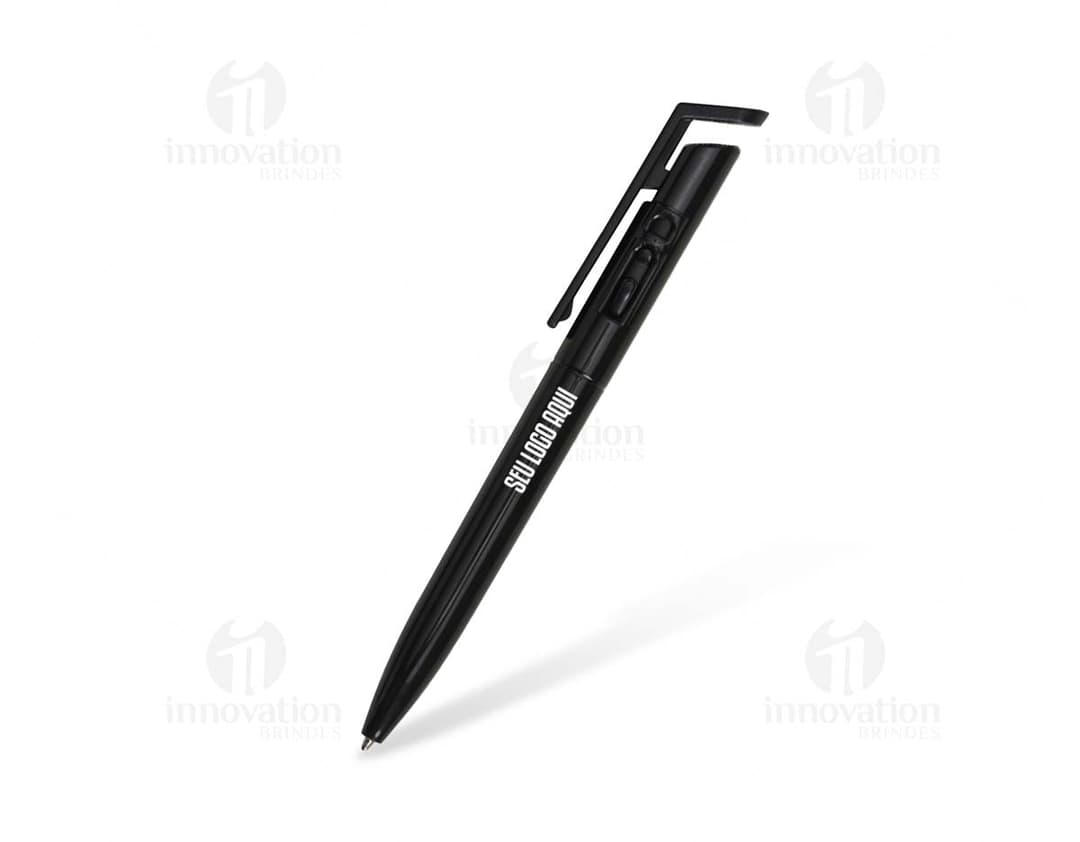 Caneta plástica azul e branca com tampa transparente sobre fundo branco.