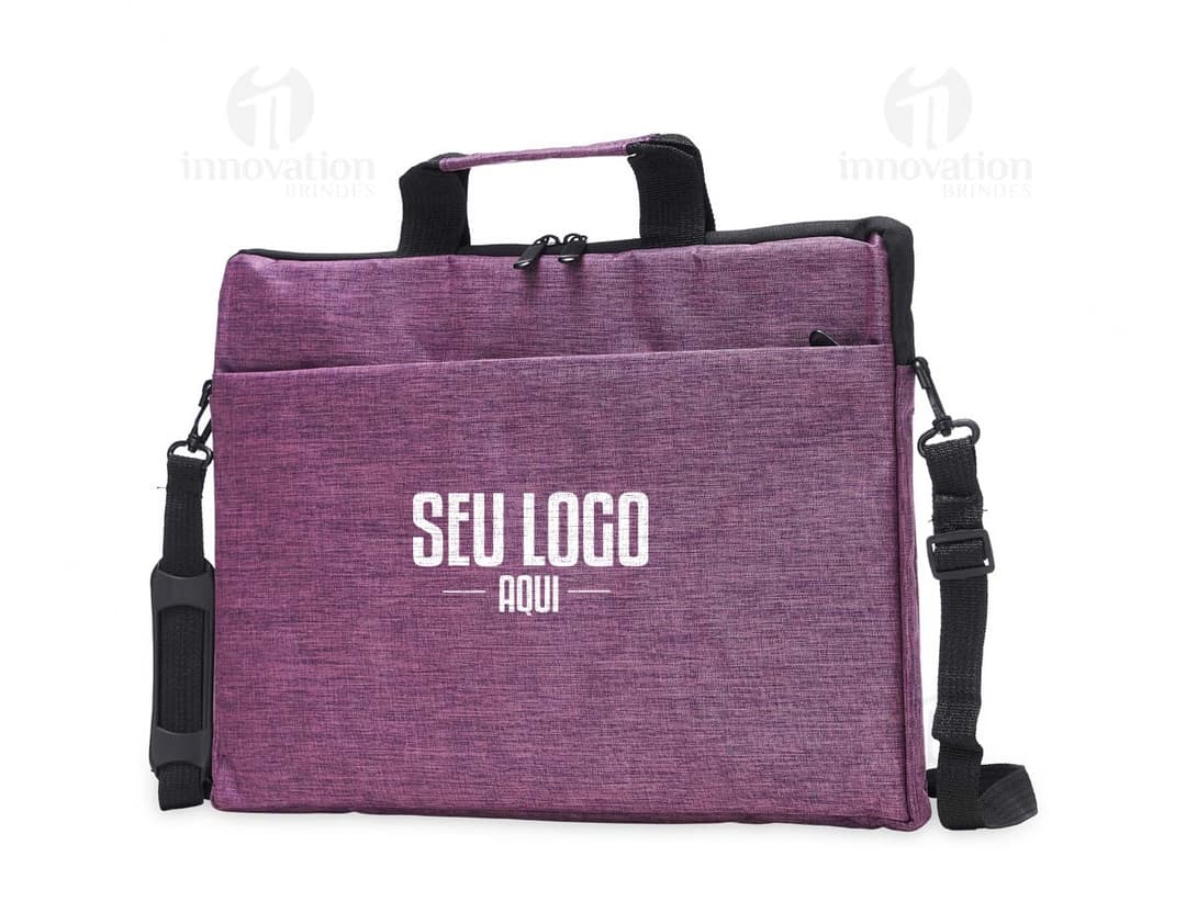 Pasta para notebook de 15,6 polegadas feita de poliéster preto, com alças de couro, fecho de zíper, elegante e moderna. Ideal para viagens de negócios e armazenamento seguro de equipamentos.