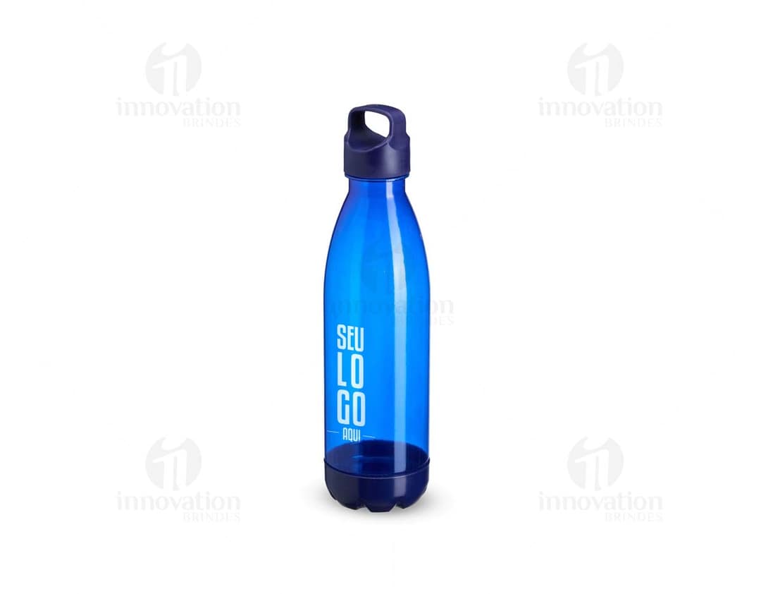 Garrafa plástica de 680ml. de capacidade em cor branca, com tampa rosqueável em azul e design moderno.