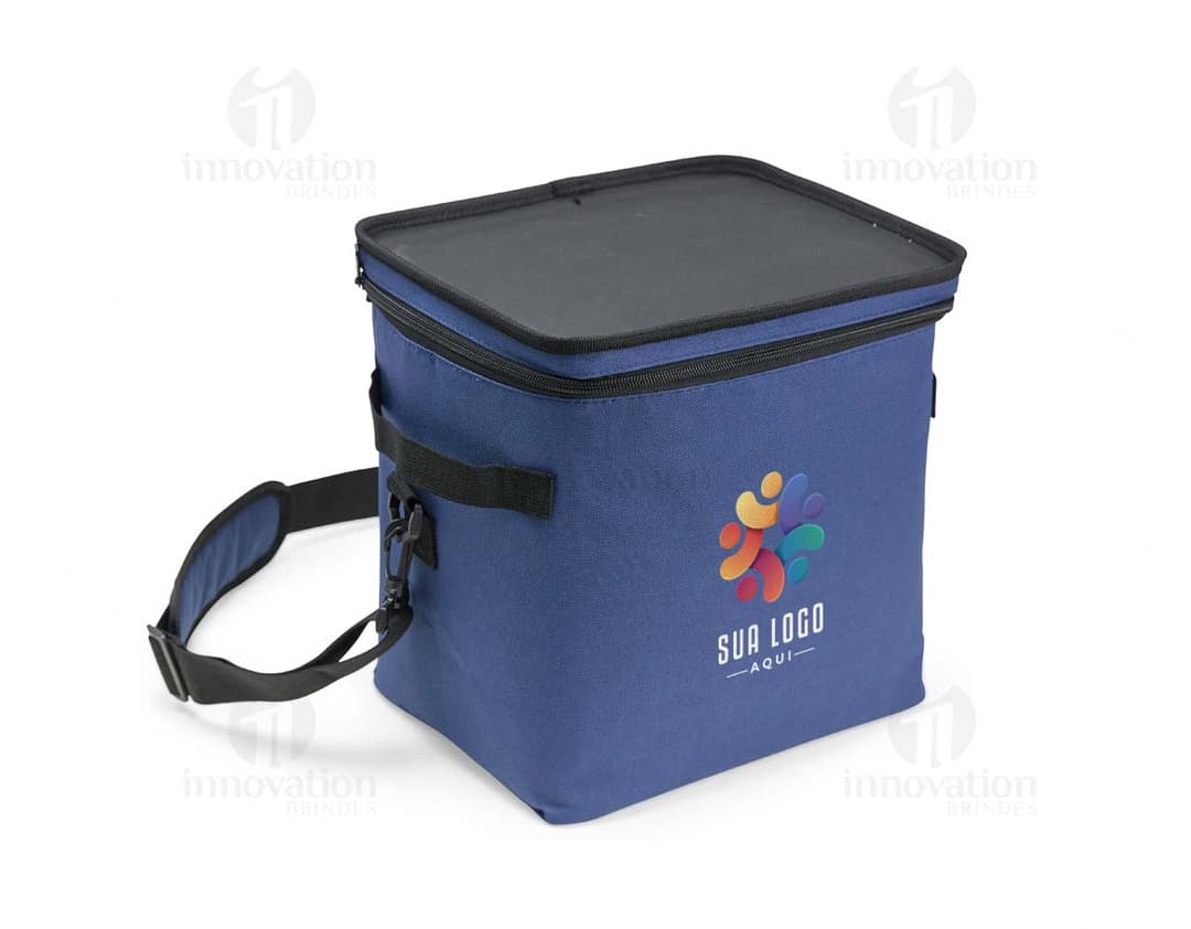 Bolsa térmica na cor azul de 15 litros de capacidade.