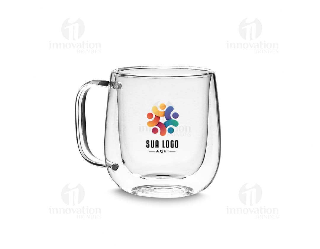 Caneca de vidro borossilicato transparente com alça e base largas, ideal para café ou chá.