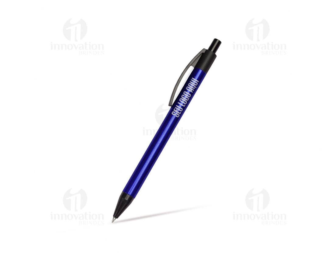 Caneta Metal sobre fundo branco. Lápis de tinta preta com detalhes cromados. Design elegante e sofisticado.