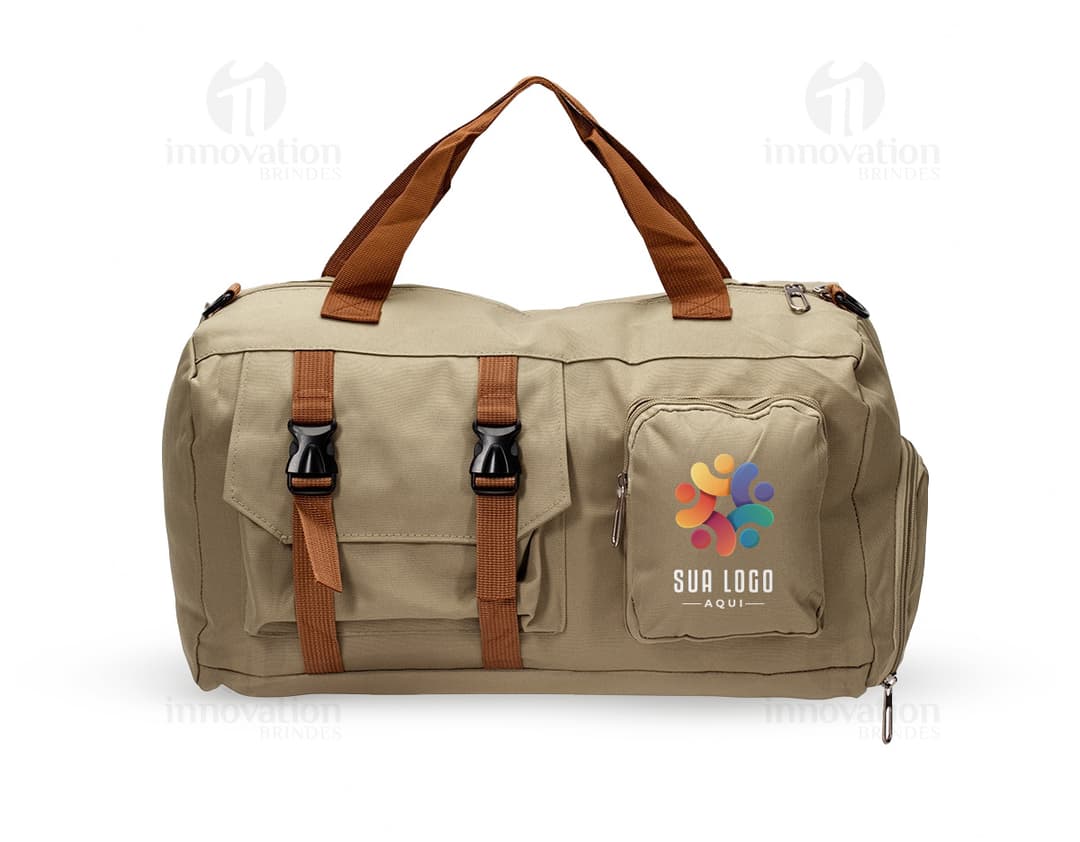 Mala Oxford 23L em couro preto, moderna e elegante, com alça de mão e alça para as costas, ideal para viagens e estilo casual. Possui zíper, bolso, compartimento interno, fechadura e fecho de fivela. Perfeita para transporte de bagagem e acessórios pessoais, trazendo praticidade e sofisticação para suas aventuras e negócios.