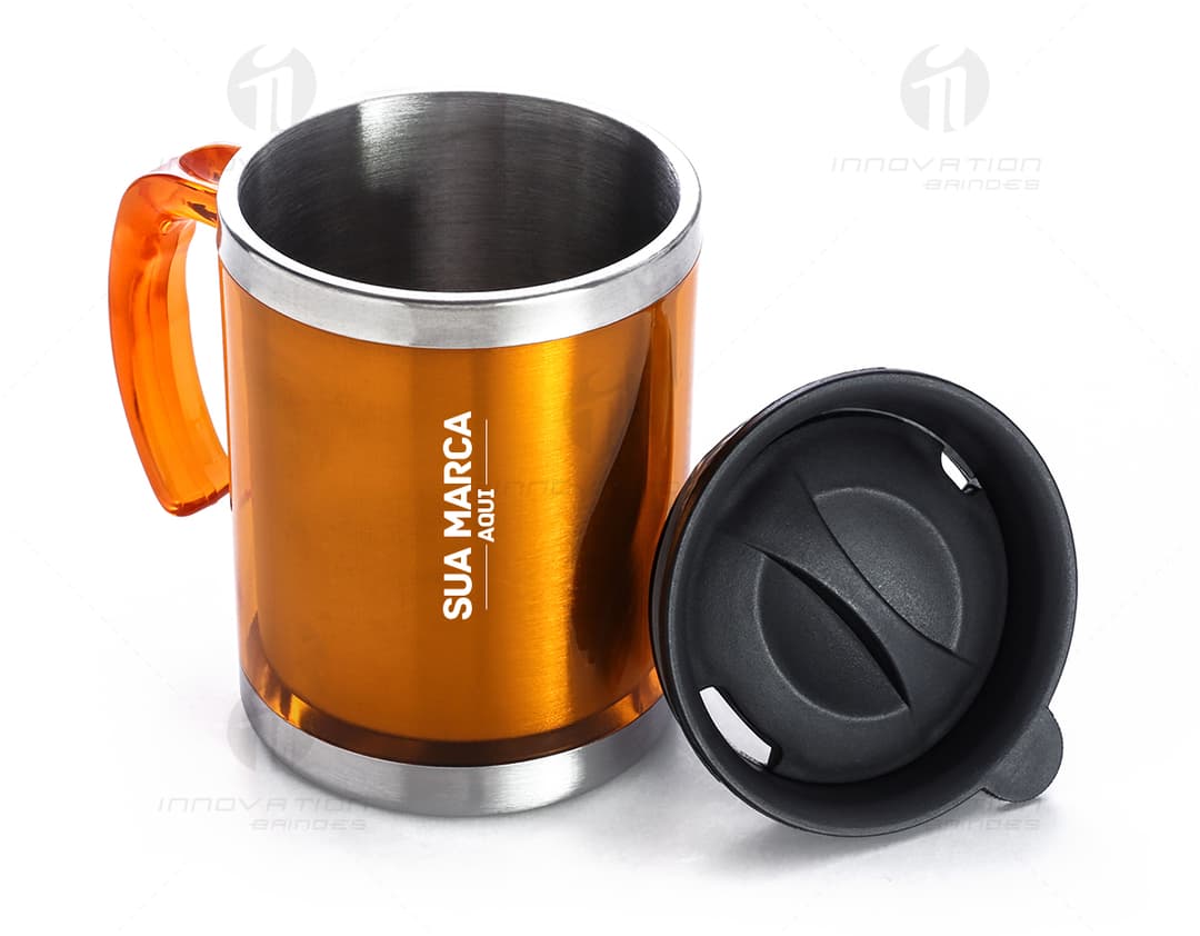 Caneca plástica de 400ml - 04, perfeita para tomar seu café quentinho ou chá preferido. Feita em plástico resistente, ideal para uso diário. Design moderno e funcional, perfeita para presentear ou personalizar com sua marca. Garanta a sua!