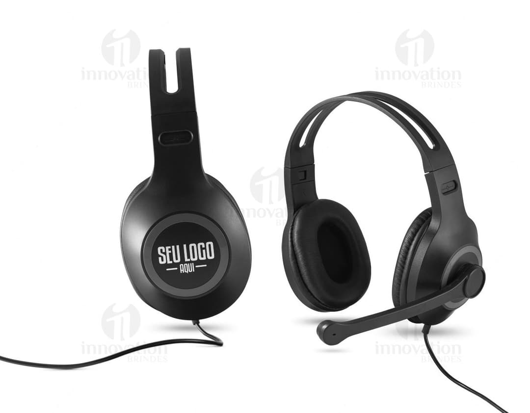 Fone de Ouvido Preto de Metal para Estúdio de Música e Tecnologia. Ideal para Escutar, Mixar e Produzir com Qualidade. Conexão com Fio e Design Moderno. Acesse Agora!